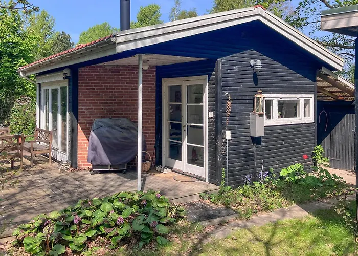 2 Bedroom Beautiful In *